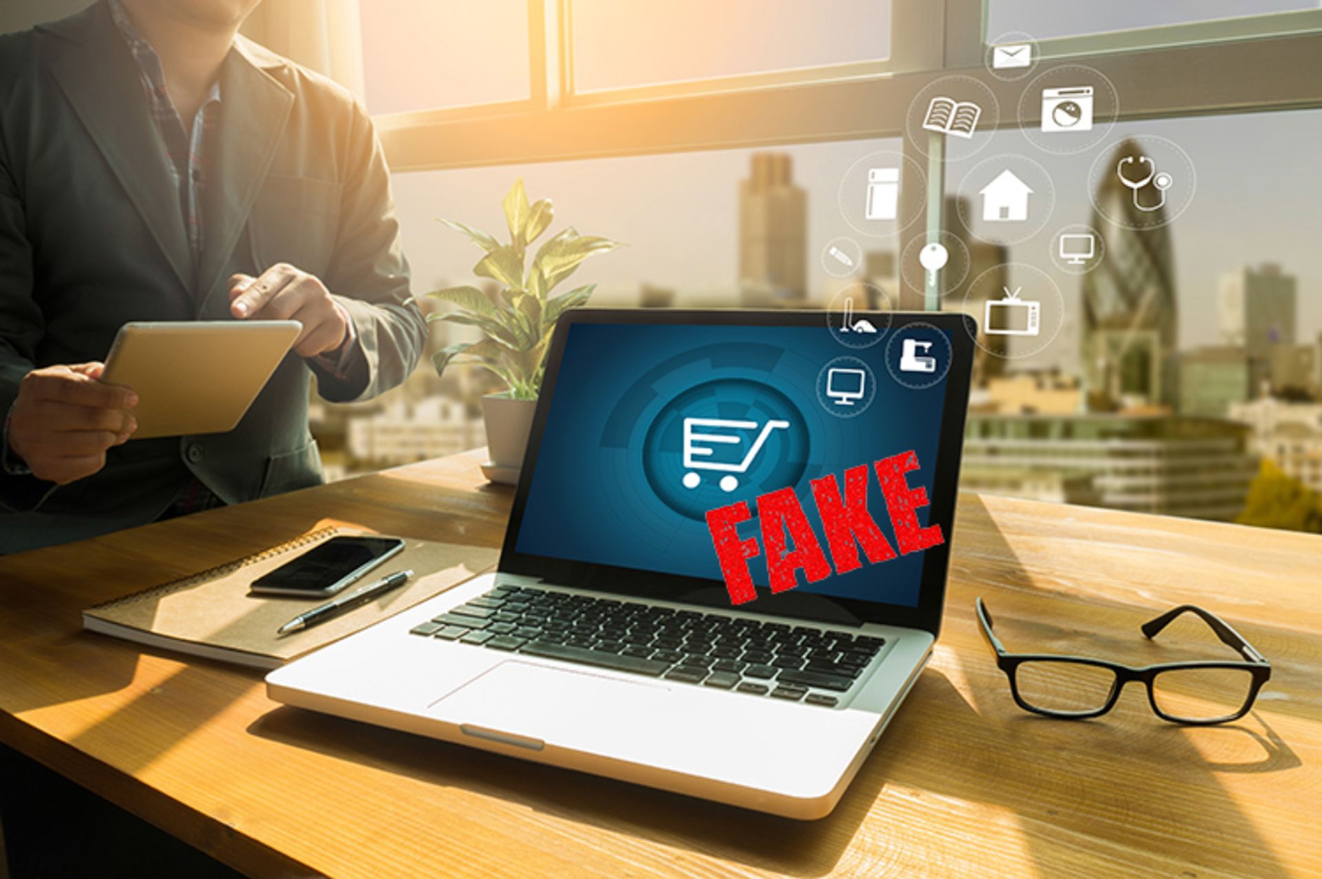 Beim Kauf im Internet lohnt sich ein genauer Blick, damit man nicht Opfer von Fakeshops wird.